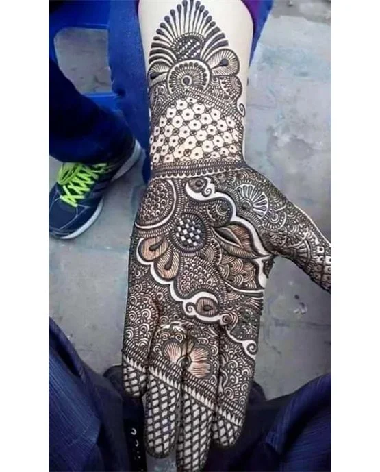 Unique Hook Art Blending Into Simple Full Hand Mehndi Design Unique Hook Art Blending Into Simple Full Hand Mehndi Design